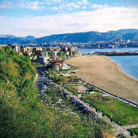 Apartamento En La Playa Con Parking Privado Getxo Esterno foto